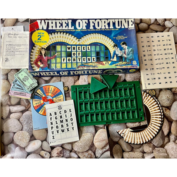 2 VINTAGE CLASSIC BOARD GAMES - Picture 11 of 14